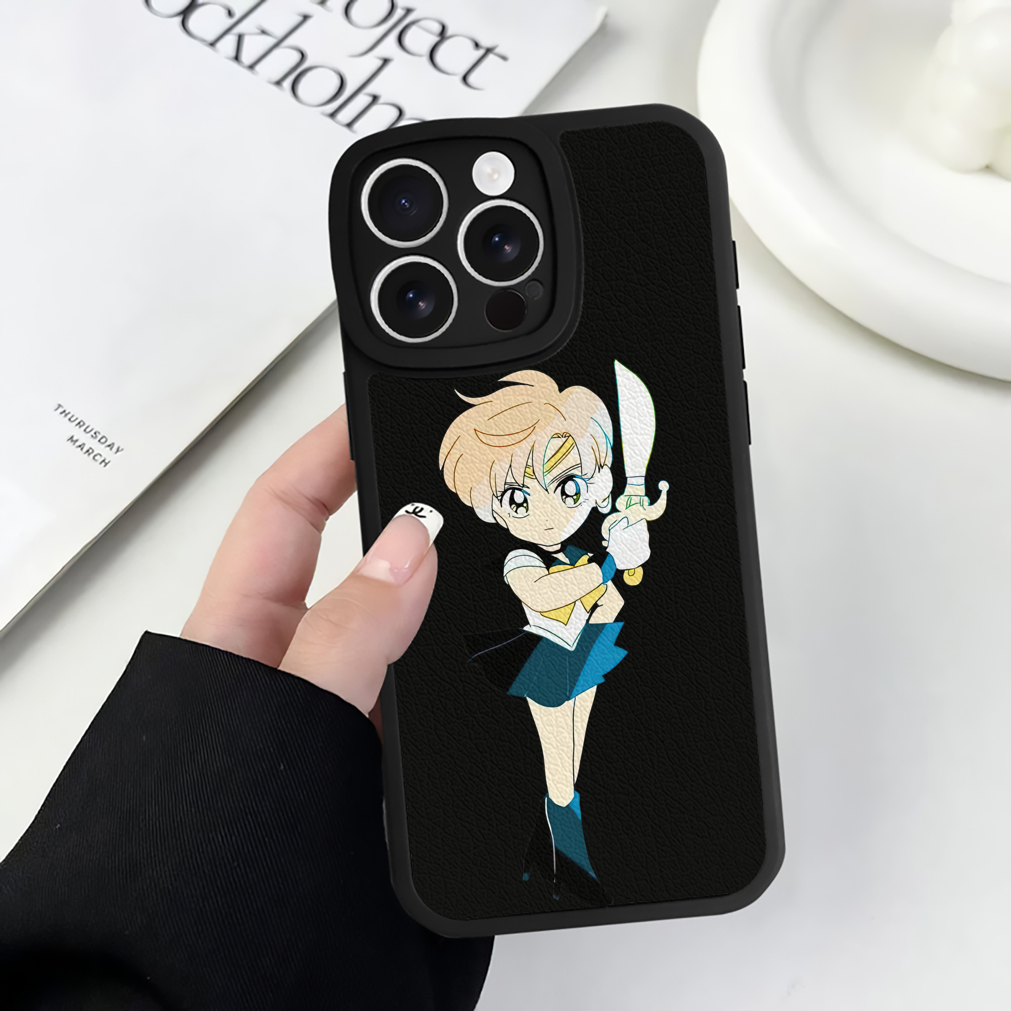 （画像用） 美少女戦士セーラームーン 天王はるか Sailor Moon Tenoh Haruka 【iPhone 16シリーズ対応】シリコンスマホケース（レザー調） 材質：シリコン